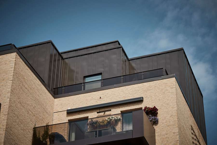 Die Penthouse-Wohnungen der „Stempelhäuser“ in IrmaByen – verkleidet mit DS Nordic Klickfalz, IrmaByen – Krydderivej 12, 2610 Rødovre, Dänemark